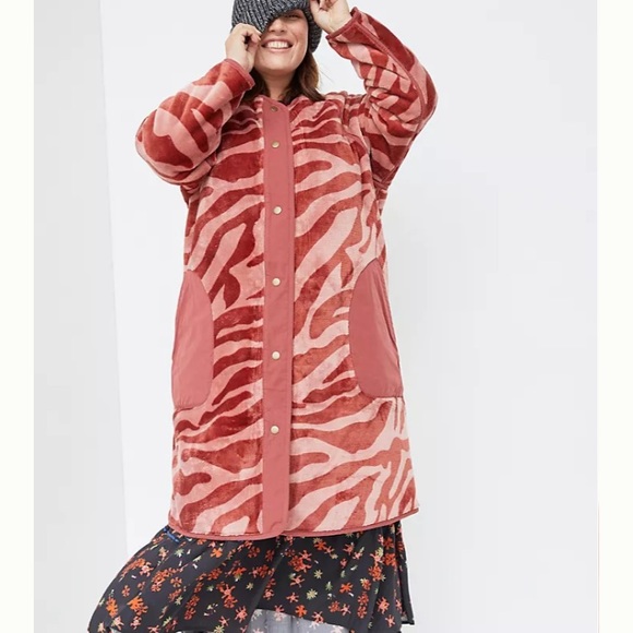 ✨Anthropologie REVERSIBLE Fleece Long Jacket ✨ - Picture 4 of 4